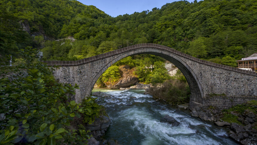 Karadeniz Bölgesi Kamp Alanları: Ayder Yaylası Kamp Alanı