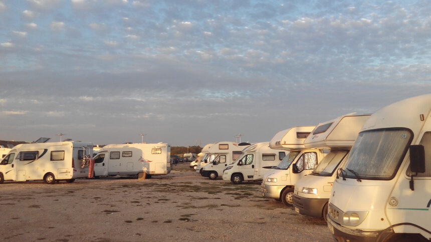 Ücretsiz Karavan Kamp Alanları: Hem Uygun Hem Macera Dolu Bir Tatil